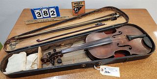 Violin W/ 4 Bows In Case