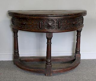 Elizabethan Carved and Turned Oak Gate Leg Table.