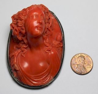 JEWELRY. Exceptionally Carved Coral Cameo of a