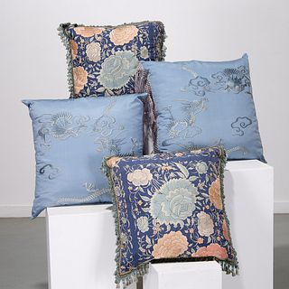 (4) Fine quality Chinese embroidered silk pillows
