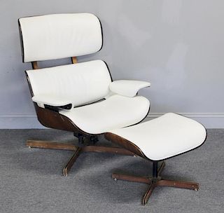Midcentury White Leather Plycraft Lounge Chair.