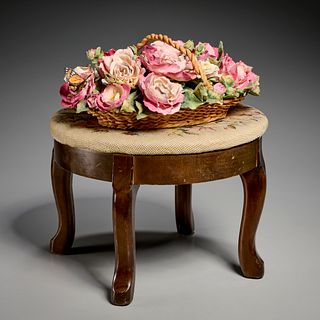 Clare Potter, porcelain model of a bouquet