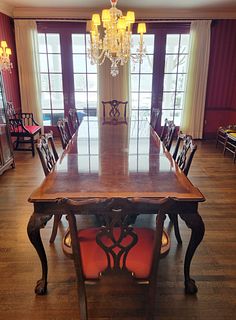 Henredon (American (Est. 1945)) Chippendale Style Mahogany Dining Room Table Ca. 1990, "Rittenhouse Square", W 47" L 128"