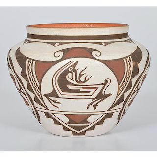 Randy Nahohai ( Zuni, 1957-2016) Small Pottery Jar