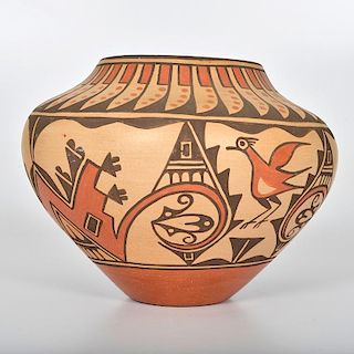 Lois Medina (Zia, b. 1959) Zia Bird Pottery Jar