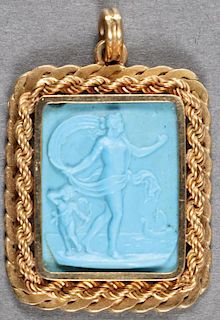 A CONTINENTAL NEO-CLASSIC 18 K GOLD CAMEO PENDANT