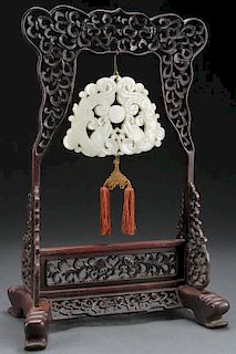 A CHINESE HANGING WHITE JADE CHIME ORNAMENT