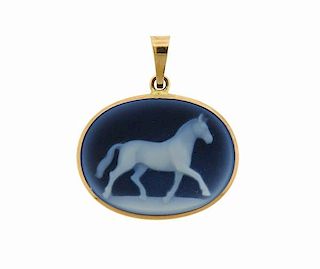 14K Gold Hard Stone Cameo Horse Pendant