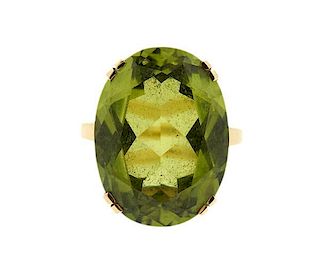 14k Gold Green Stone Ring