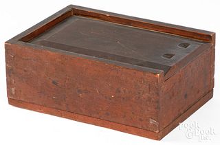 Painted pine slide lid box, 19th c.