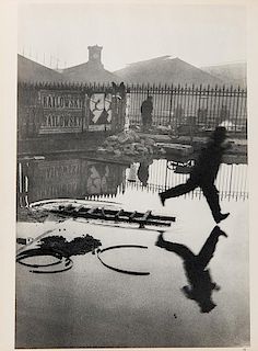 [Photography] Cartier-Bresson, Henri. The Decisive Moment. New