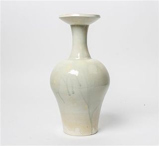 A Japanese Porcelain Vase, Soei Obiya Height 13 1/2 inches.