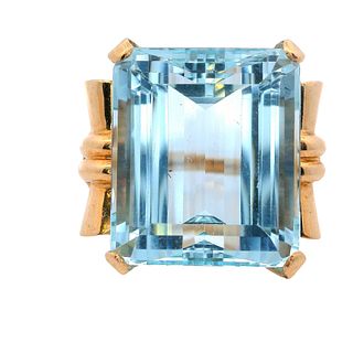 52.0 Cts Aquamarine Ring in 18kt Gold