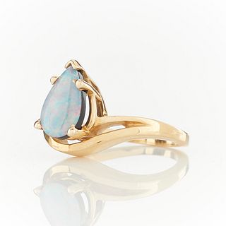14k Yellow Gold Opal Ring