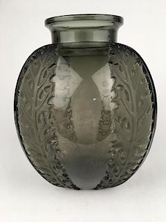 R. Lalique "Chardons" vase in topaz glass.<BR>Circa 1922.<BR>Molded "R. Lalique" on