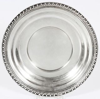 WALLACE STERLING ROUND TRAY