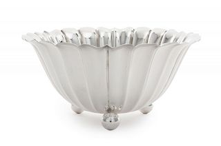 An American Silver Center Bowl, International Silver Co., Meriden, CT, of circular form, having an undulating rim and fluted