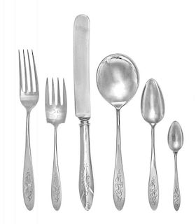 An American Silver Flatware Service, Reed & Barton, Taunton, MA, comprising: 6 dinner knives 6 luncheon knives 6 dinner forks