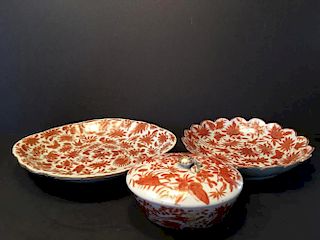 ANTIQUE Chinese Sacred Birds and Butterfly Soup bowls and Covered Soap Bowl, Ca 1810. 10 1/2" long is largest