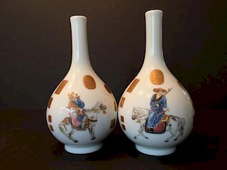 PAIR of Chinese FalangCai bottle Vases, Republic period. 6 1/2" H