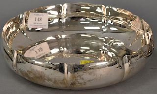 Sterling silver circular bowl. ht. 2in., dia. 8 3/4in., 19.2 troy ounces