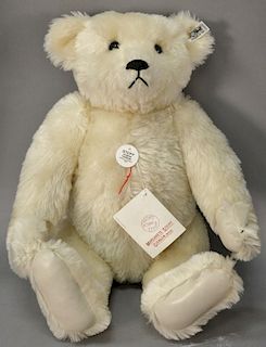 Steiff teddy bear, Margaret Woodbury Strong Museum Collector's Edition 1986. ht. 20in. Provenance: Estate of Arthur C. Pinto,