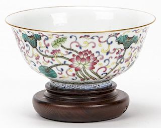Antique Chinese Famille Rose Enameled Porcelain Bowl