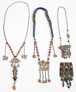 4 Tribal Necklaces with Coral Beads