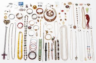 Mixed lot of 91 Estate Jewelry Items