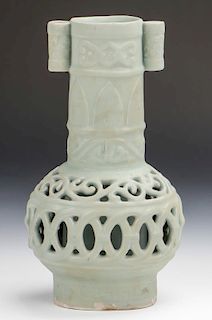 Fine Antique Chinese Glazed Porcelain Vase