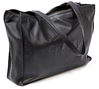 LARGE CHANEL SMOOTH BLACK LEATHER TOTE BAG