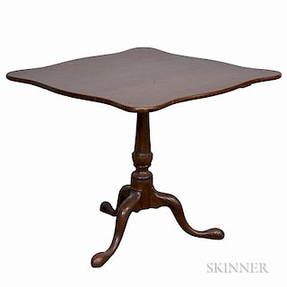 Queen Anne-style Walnut Tilt-top Tea Table
