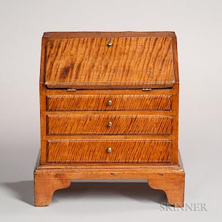 Miniature Queen Anne-style Tiger Maple Slant-lid Desk