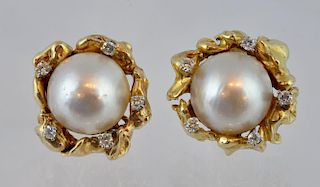 Pr. Mobe Pearl & Diamond Clip Earrings 14kt Gold