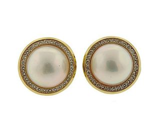 La Triomphe 18k Gold Pearl Diamond Earrings
