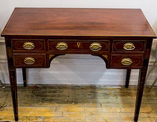 Antique Hepplewhite 5-Drawer Kneehole Desk