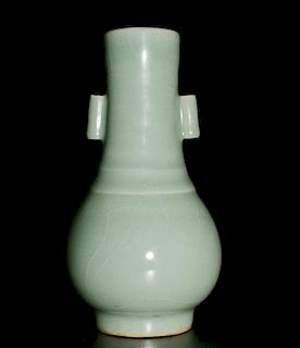 Chinese Long Quan Ceramic Vase