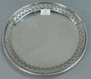 Tiffany Co. sterling silver footed charger marked Tiffany & Co. 18721B 3783 sterling silver 925-1,000. dia. 12in., 22.83 t oz