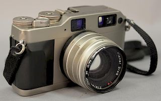Contax G1 green label with Zeiss Planar 45/2 T*.