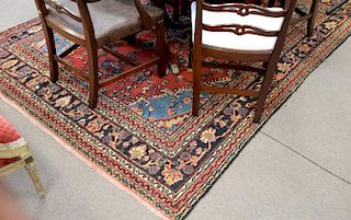 Oriental carpet, 6'10" x 9'10".