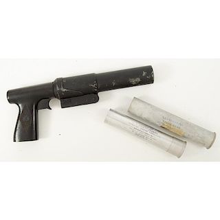 **Sedgley Mark IV 37mm Flare Pistol Kit in Case