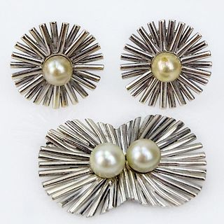 Retro 18 Karat White Gold and Pearl Earring and Brooch Suite.