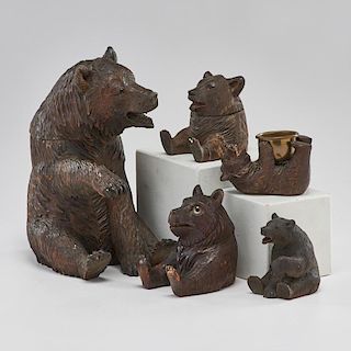 GROUP OF BLACK FOREST CARVED BEARS