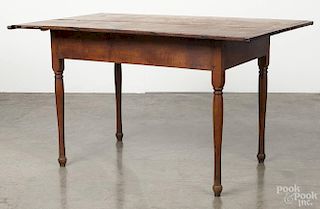 New England maple tavern table, late 18th c., 26 1/2'' h., 46 1/2'' w., 29 3/4'' d.