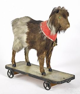 Goat on platform pull toy