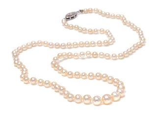 A Graduated Single Strand Natural Pearl Necklace, 7.50 dwts.