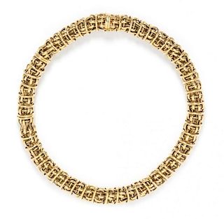 A Yellow Gold Meshwork Collar Necklace, 78.70 dwts.