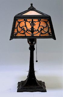 American Art Nouveau Caramel Slag Boudoir Lamp