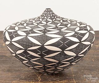 Acoma pottery jar, by Sandra Victorino, 5'' h.