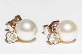 14K White Gold, Pearl, & Diamond Earrings, Pair